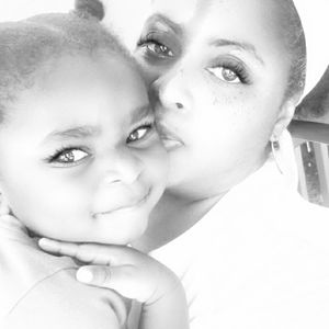 Meet your Poshers, Lashaunda & De'jah